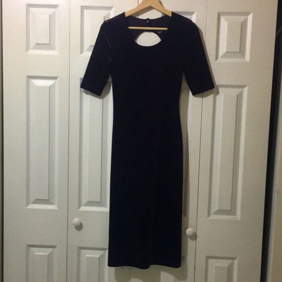 H&M burgundy velvet bodycon midi dress & open back - Picture 2 of 7